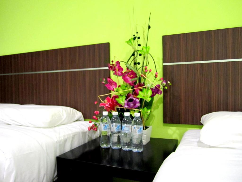 Eco Hotel Putra Kajang Buitenkant foto